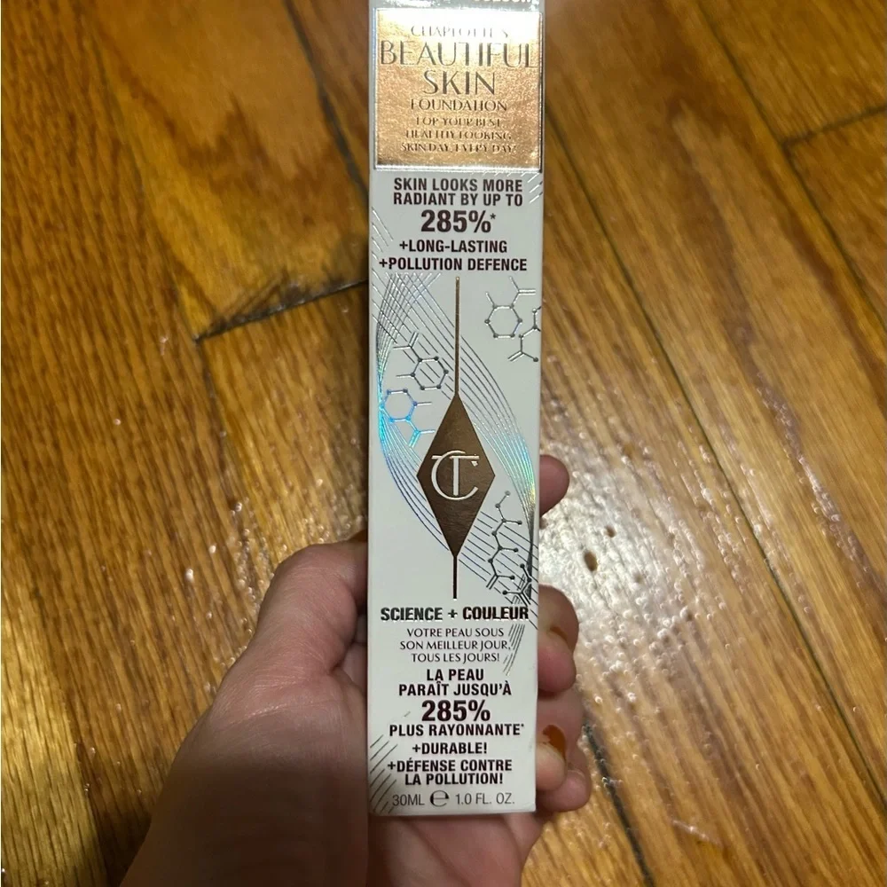 Charlotte Tilbury 11 Cool Froid Charlotte's Beautiful Skin Foundation New in Box